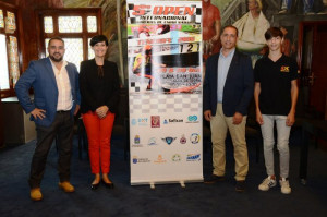 foto-presentacion-v-open-internacional-esqui-nautico-playa-san-juan-2016-2-700x464