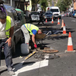 Inicio obras de levantamiento de arquetas en la Calle Del Campo en Guía casco.