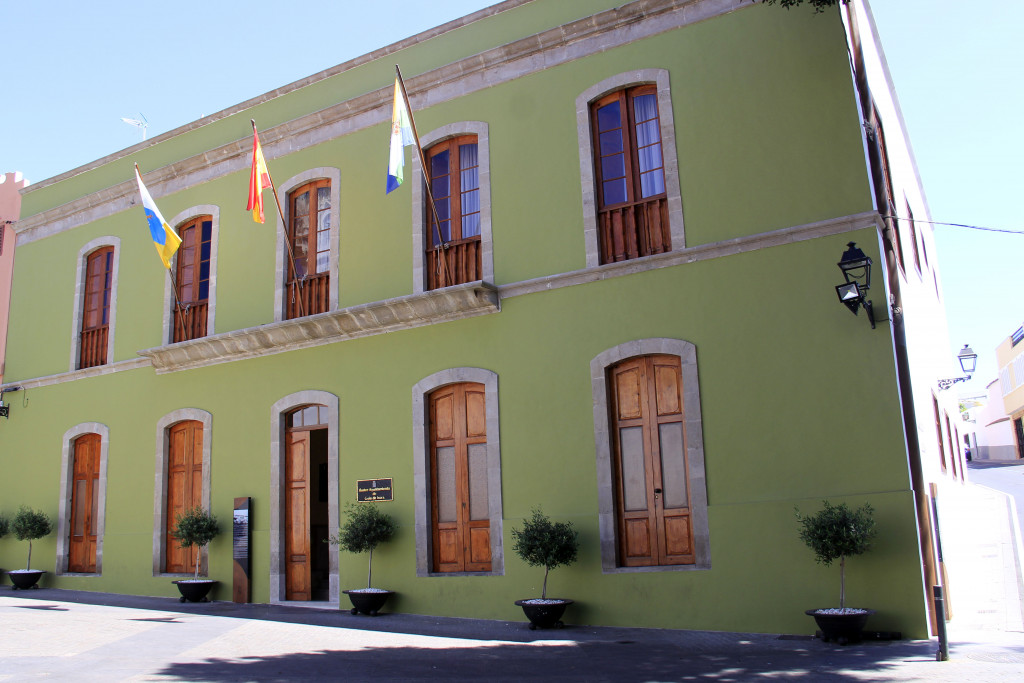 Fachada del Ayuntamiento de Guía de Isora.