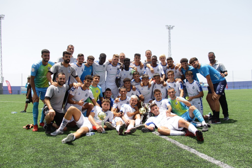 El CD Tenerife B, campeón del II Torneo Memorial Pedro Pérez